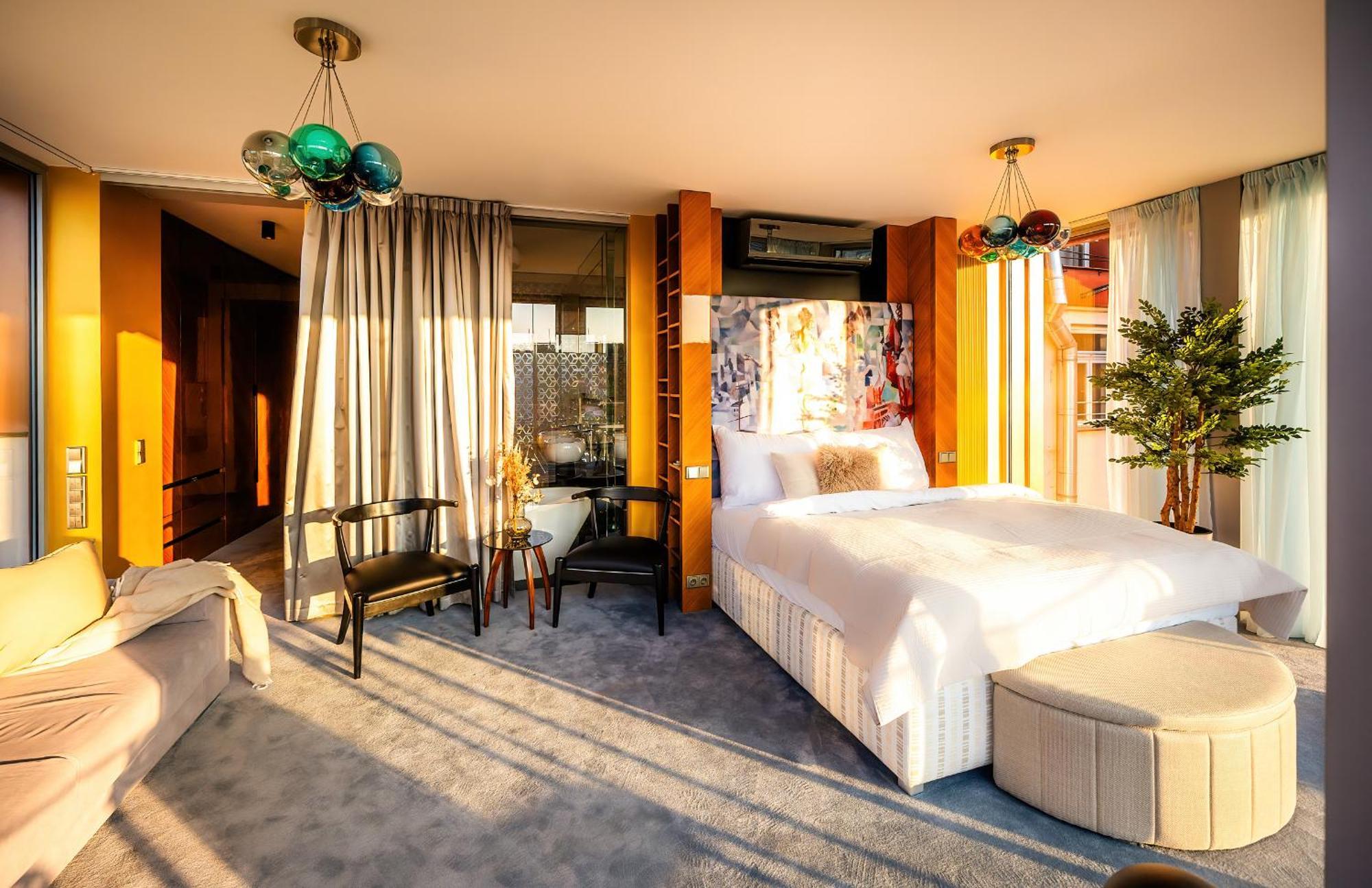 Billionaires Boutique & Premium Suites, Old Town * Praga