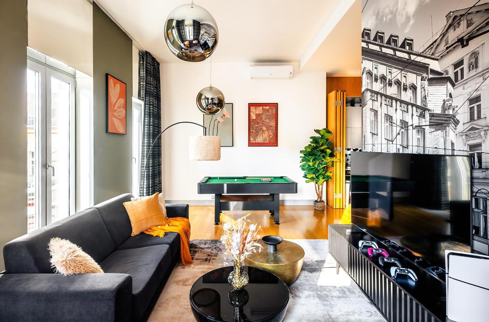 Billionaires Boutique & Premium Suites, Old Town Apartmán *