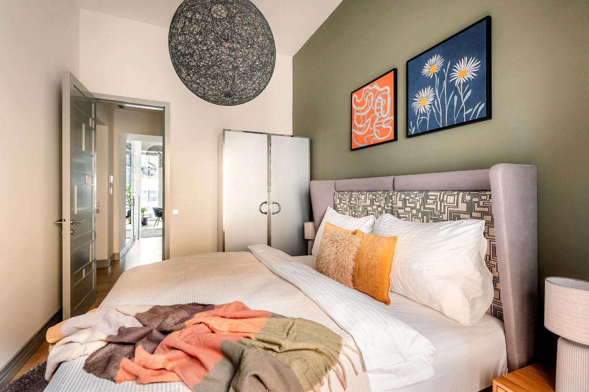 Billionaires Boutique & Premium Suites, Old Town Apartmán *